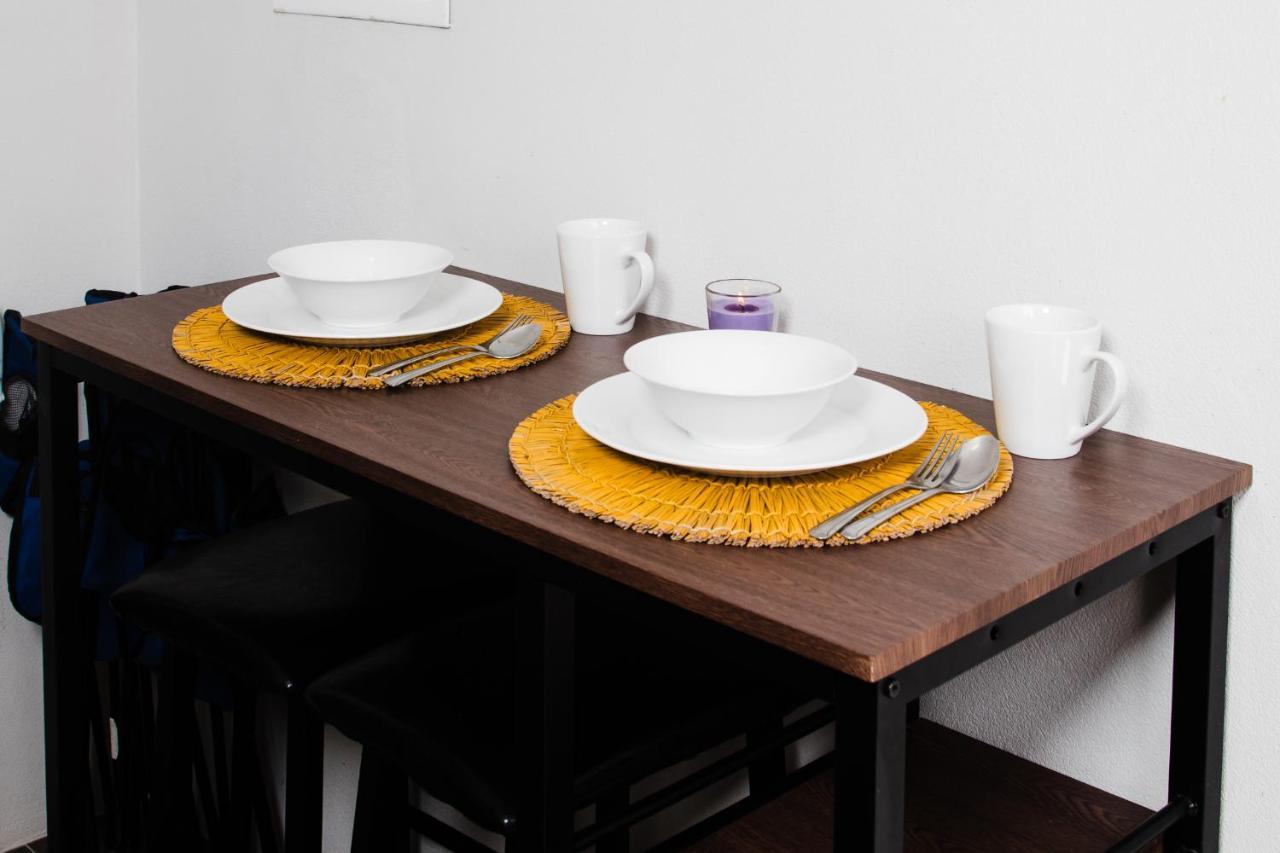 Flora Fauna 84 Aruba Apartment Палм Бийч Екстериор снимка
