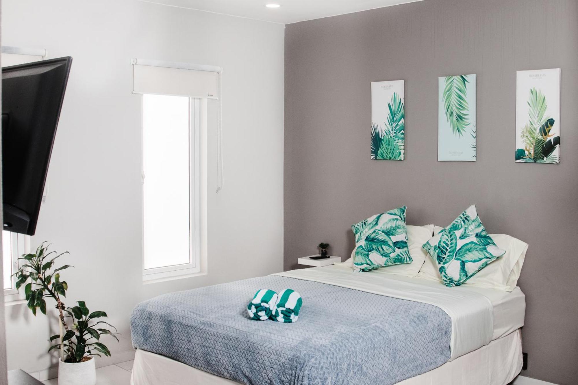 Flora Fauna 84 Aruba Apartment Палм Бийч Екстериор снимка